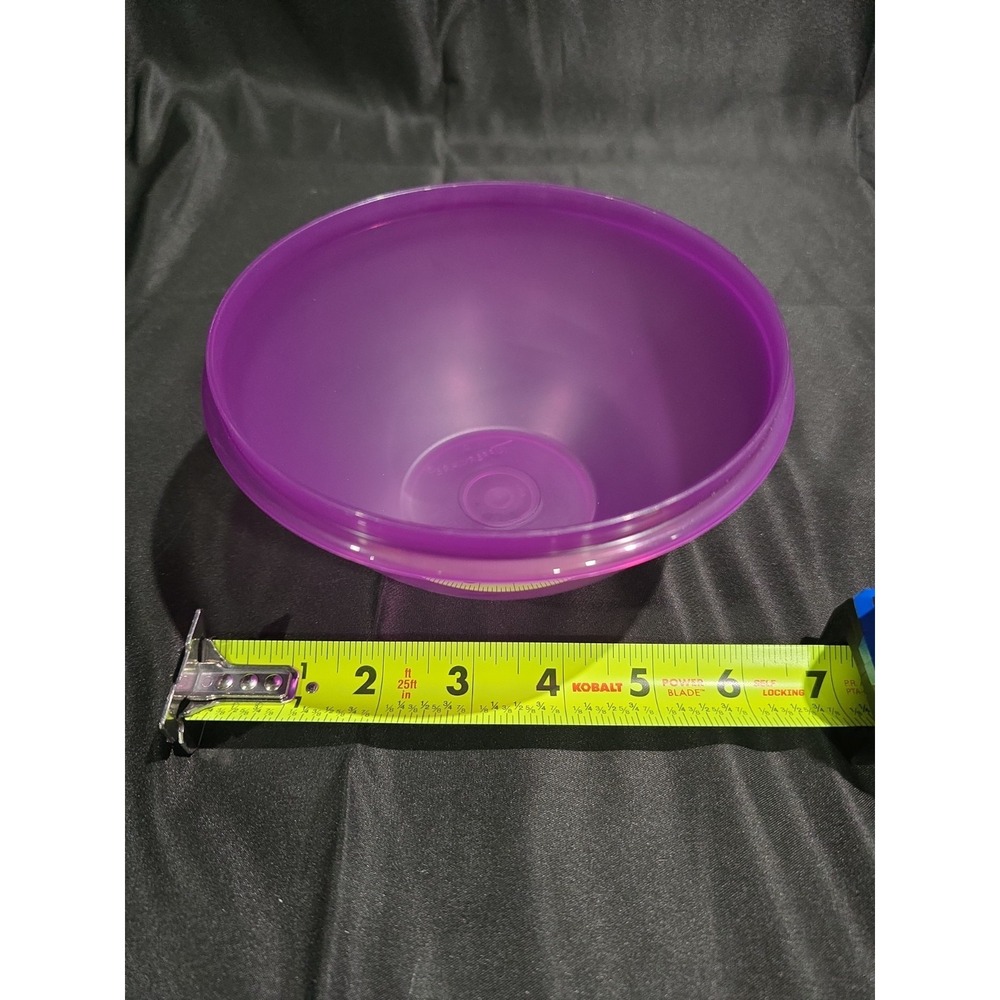 Tupperware Bowl Purple No‎ Lid 6"